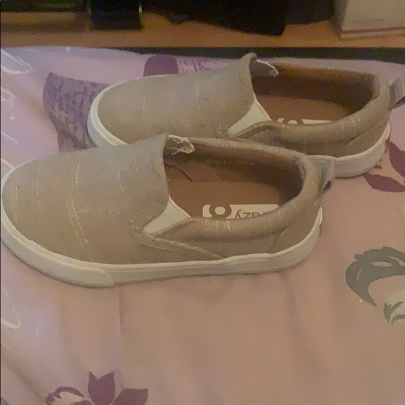 Cute summer slip on for toddlers 9 Crazy 8 - Picture 2 of 4